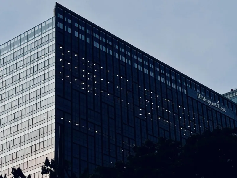 JPMorgan Ended Polymarket Banking Services in 2025 Due to Regulatory Concerns