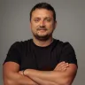 Олег Остапенко